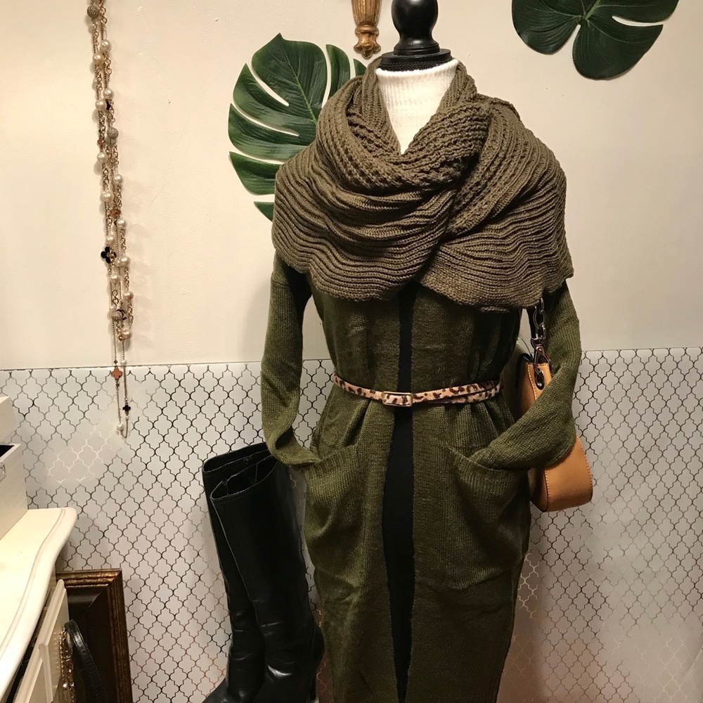 💕 Last 1 💕Green chunky infinity scarf! - Picture 5 of 7